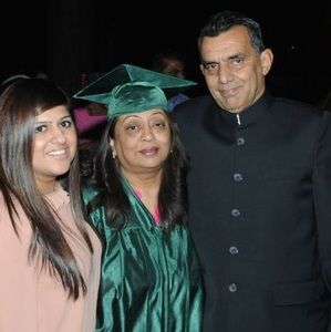 Meet your Posher, Zulekha